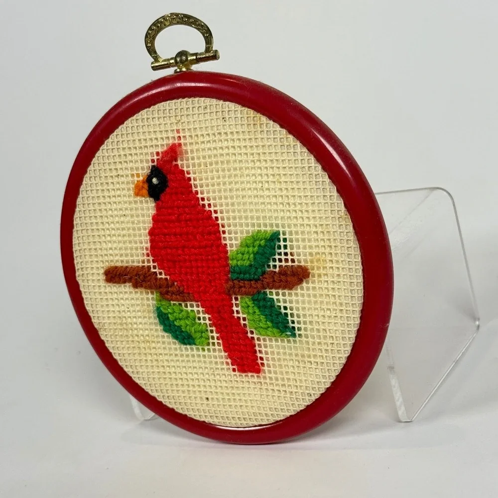 Vintage Cardinal Needlepoint Wall Hanging‎ Red Plastic Hoop Framed Bird Decor